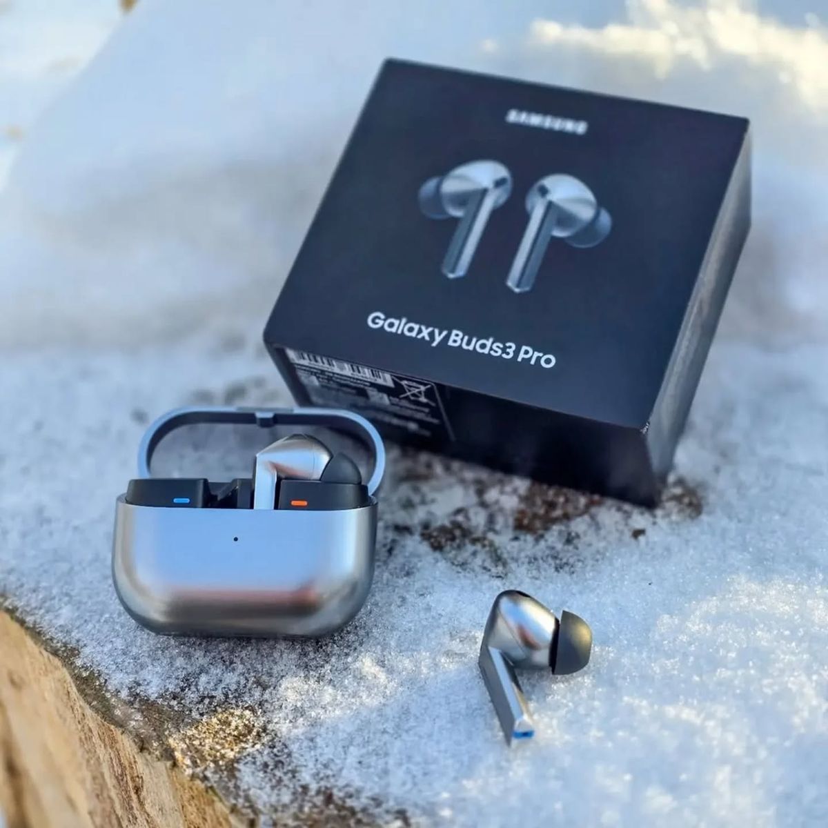 Galaxy EarBuds 3 Pro with Galaxy Ai | Adaptive ANC | Real-Time Interpreter | 24-Bit Hi-Fi Audio | Up to 37H Battery | Ip57